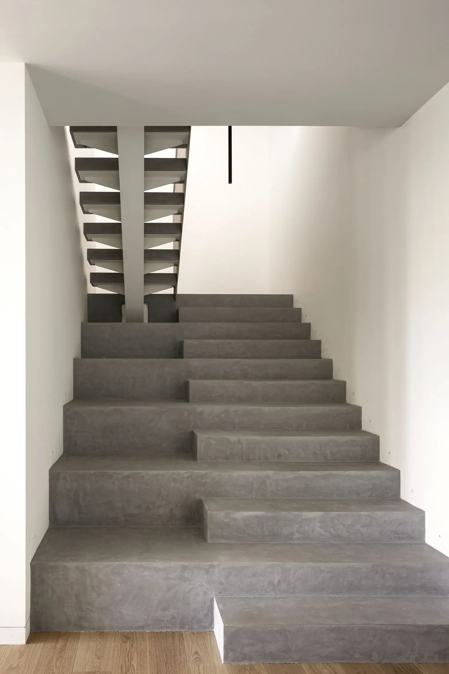Briar Hill — image 40