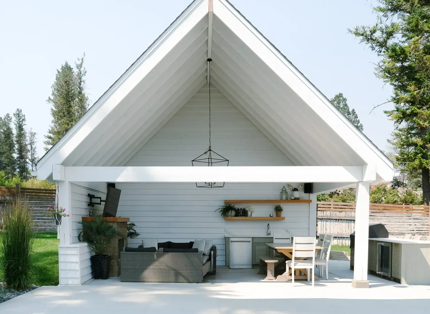 Invermere BC — image 9